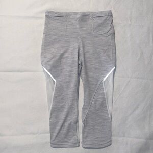 Lululemon Grey/White Mesh High Waisted Legging 21” Size 4